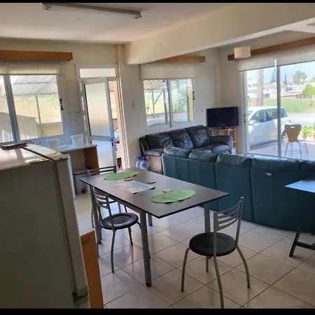 Oasis - 2 Bed Apartment Voroklini